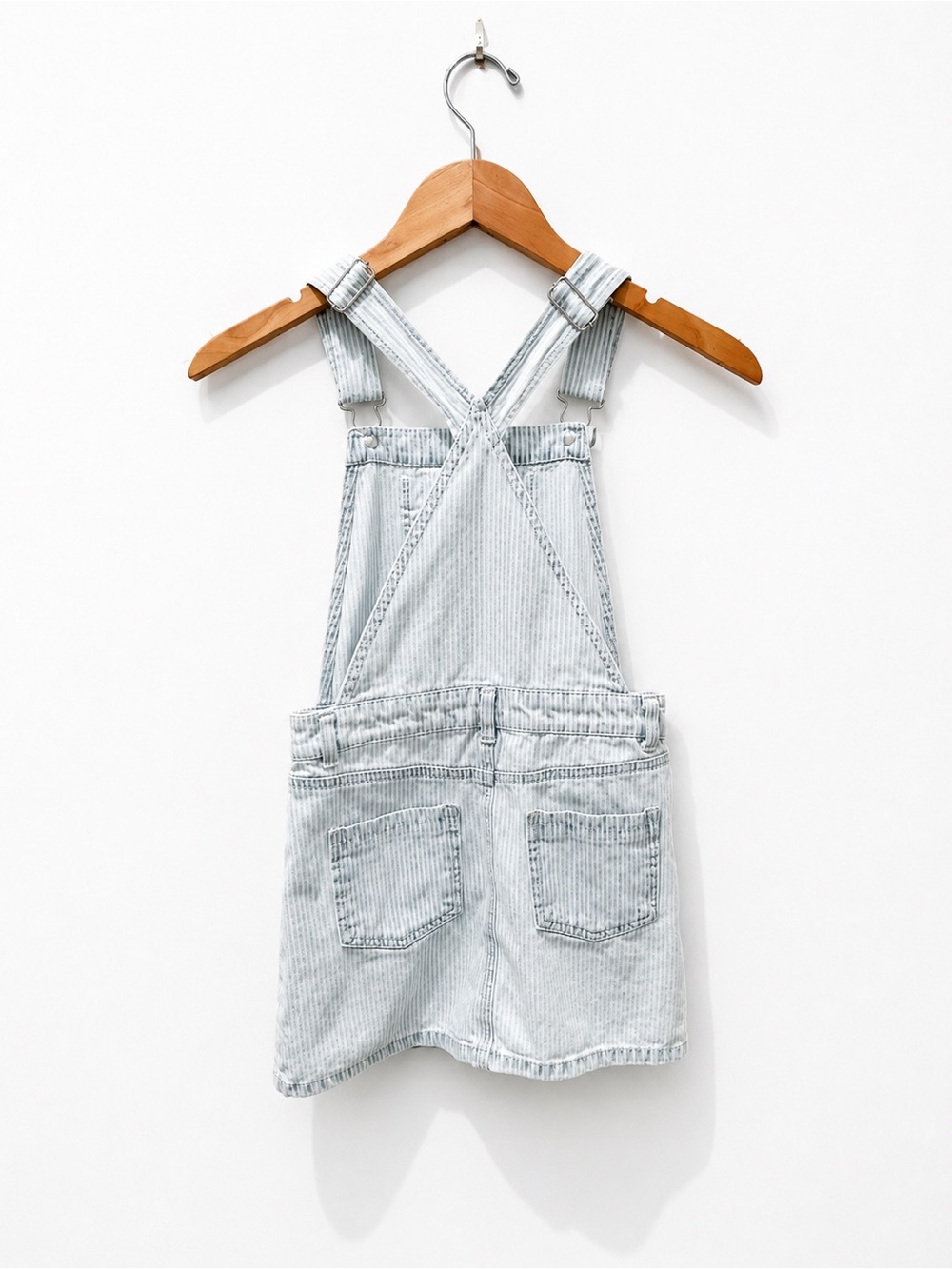 Forever 21 Kids Light Blue Pinstripe Denim Overall Dress 9/10 - Picture 2 of 4
